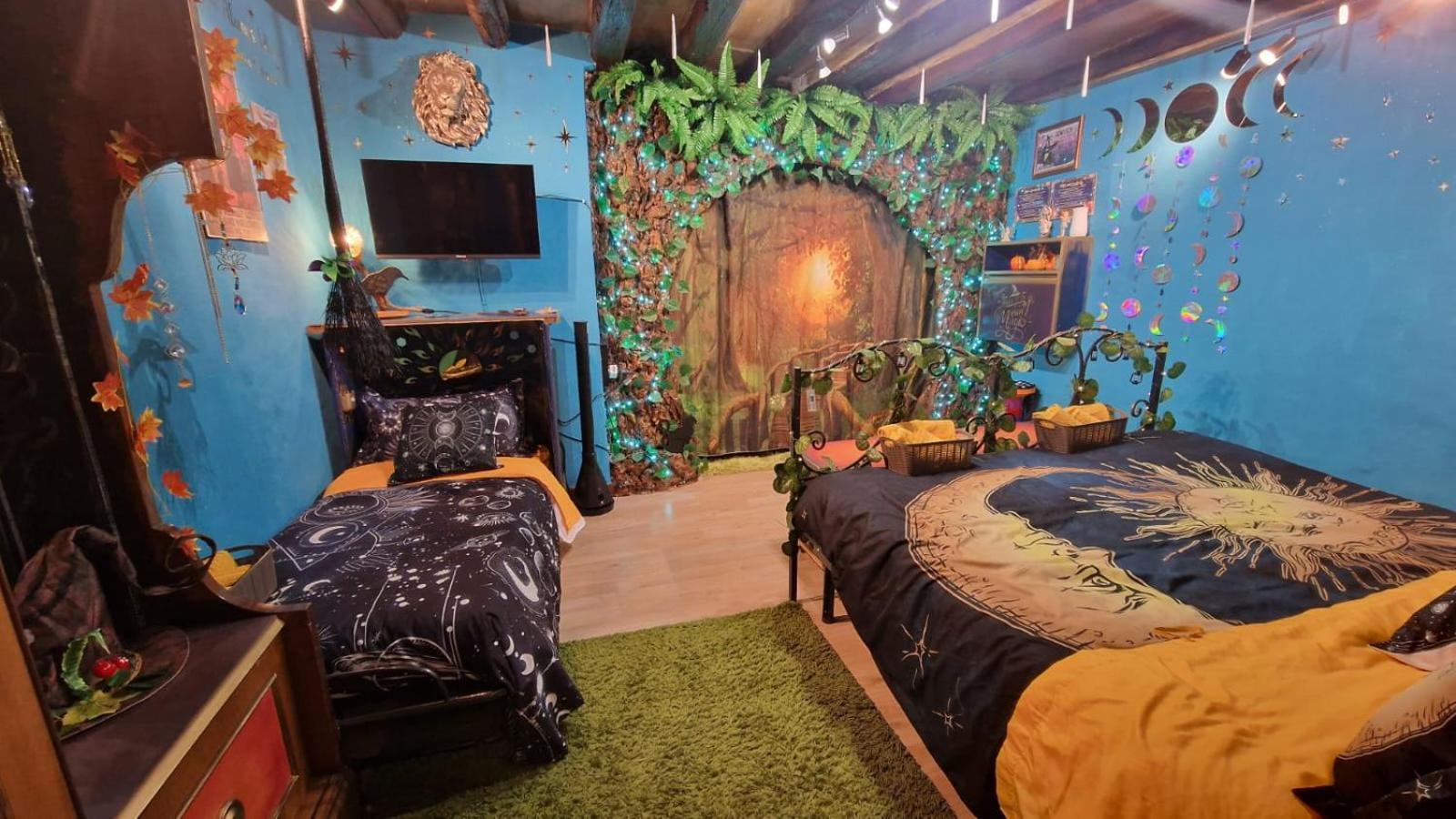 La Casa Di Strega Euphoria - Casa Vacanza Tra Arte E Magia Viterbo Exterior foto